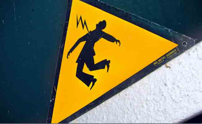 وفاة شخص اثر صعقة كهربائية في العقبة