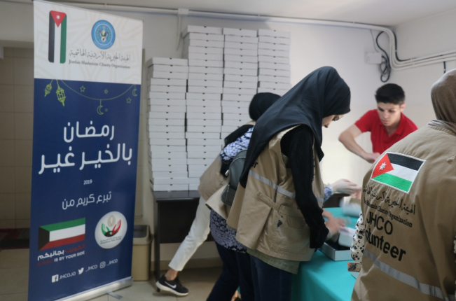 الخيرية الهاشمية وجمعية الإغاثة الإنسانية - الكويتية تنفذان برامج حملة "رمضان بالخير غير"