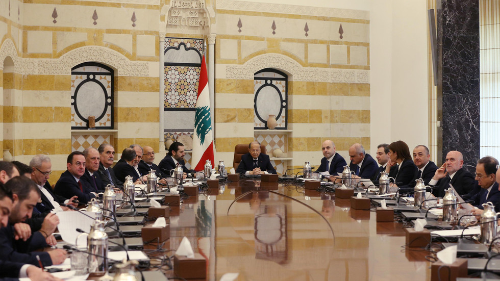 الحكومة اللبنانية تقر موازنة عام 2019 وتحيلها إلى البرلمان