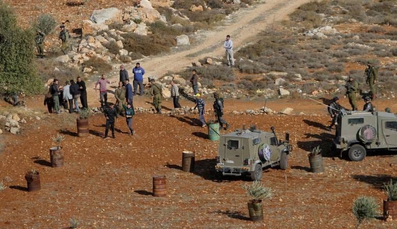 مستوطنون يستولون على أراض زراعية غرب بيت لحم