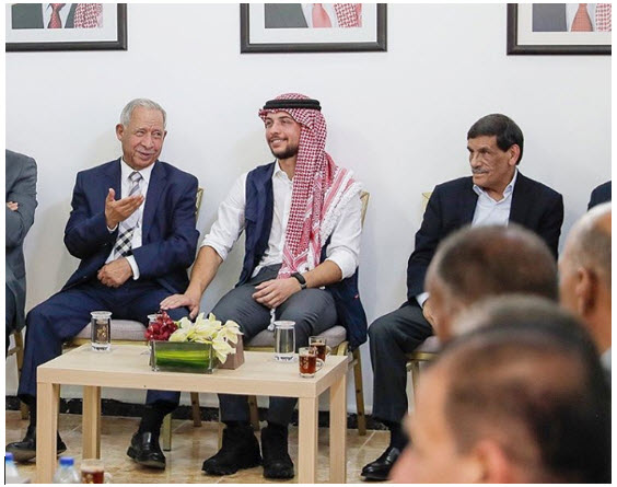 ولي العهد يلتقي وجهاء عشائر الشونة الشمالیة 