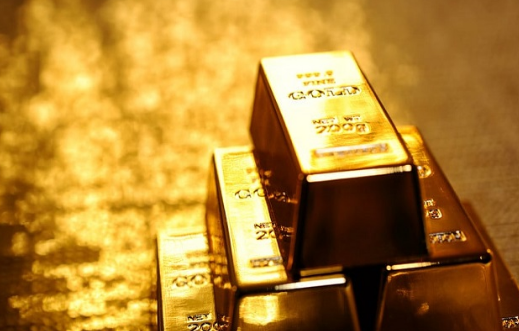 الذهب يرتفع مع تعثر الدولار قبل اجتماع مجلس الاحتياطي