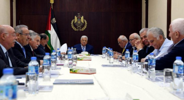 أبو ردينة: القيادة ستتخذ قرارات مصيرية بشأن الاتفاقات مع الاحتلال