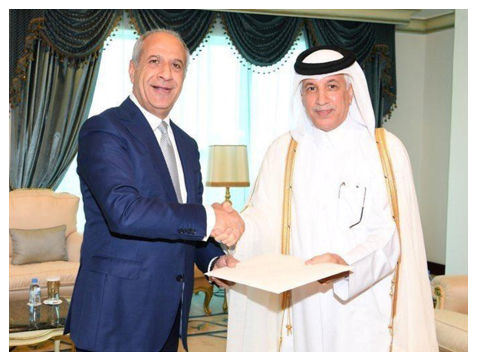 اللوزي يقدم أوراق اعتماده سفيرا لدى قطر