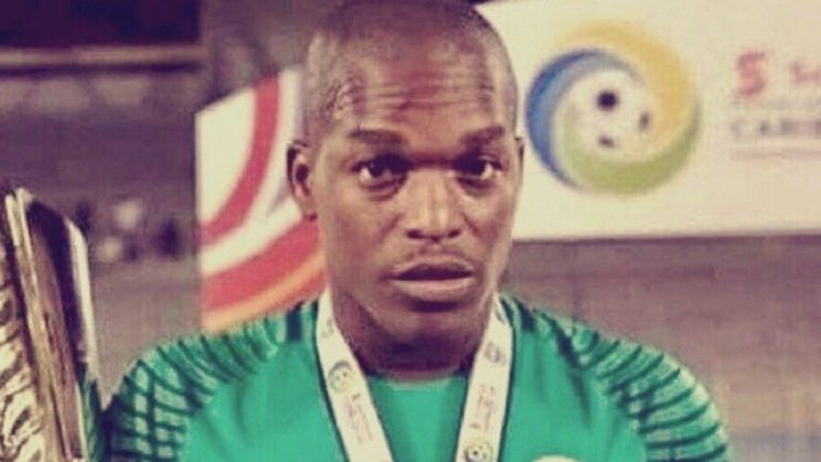 وفاة لاعب دولي قبل ساعات من مباراة فريقه