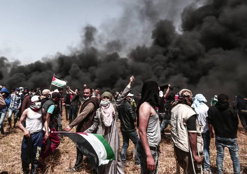إصابة عشرات الفلسطينيين باعتداء قوات الاحتلال على المتظاهرين شرقي القطاع