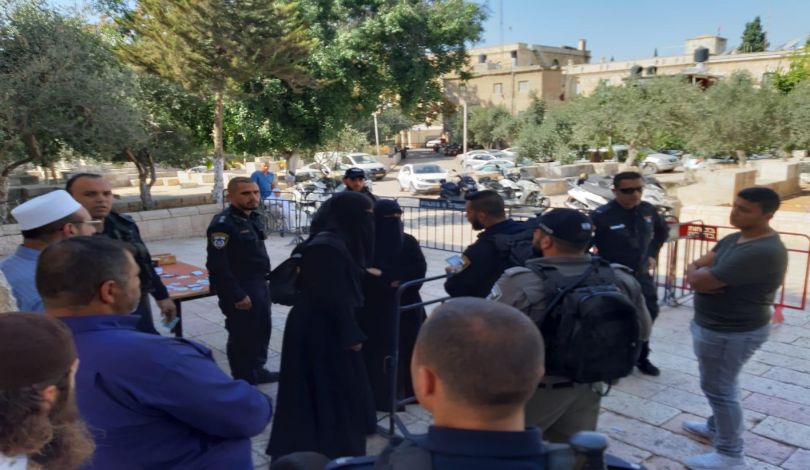 شرطة الاحتلال تعتقل 6 مرابطين على بوابات الأقصى