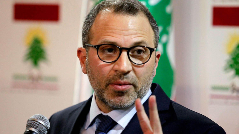 وزير الخارجية اللبناني يطالب بعدم فرض ضرائب جديدة