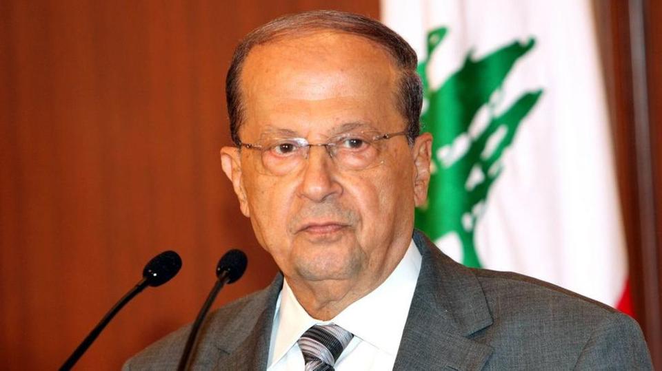 عون يكلف الحكومة المستقيلة بتصريف الأعمال