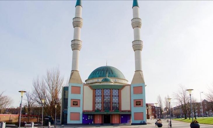 3 مساجد في هولندا تتعرض لتهديدات من مجهولين