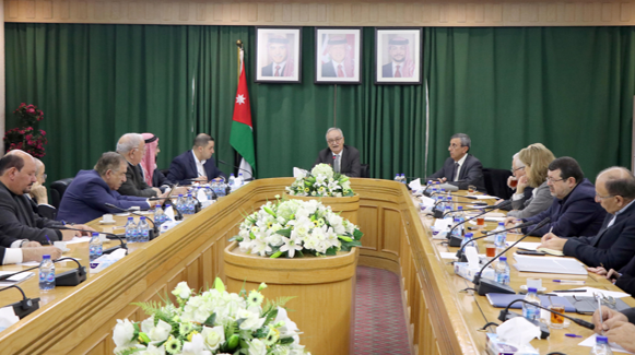 مالية الأعيان تطلع على مشروعي الموازنة العامة والوحدات الحكومية