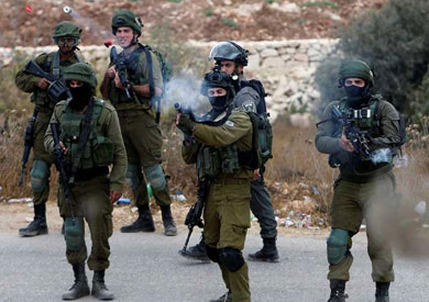 إصابة 5 عمّال فلسطينيين برصاص قوات الاحتلال شمالي طولكرم
