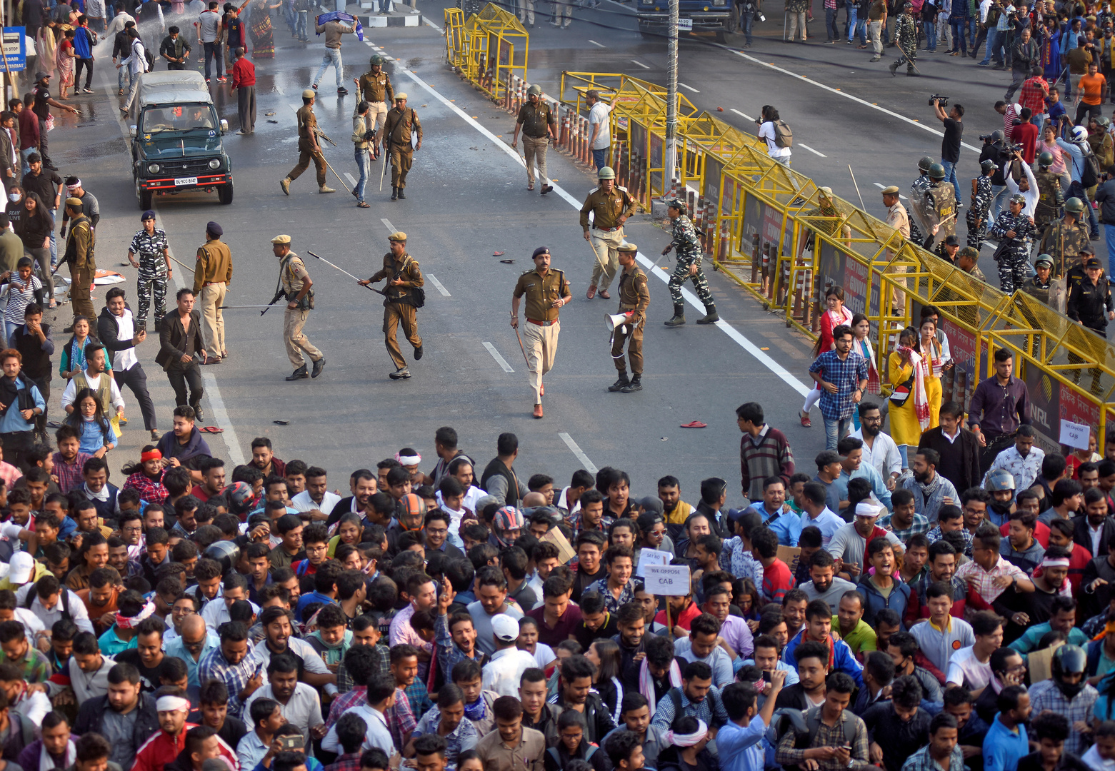 الهند.. قتلى وأعمال شغب خلال احتجاجات على قانون موجه ضد اللاجئين المسلمين