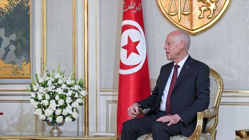 الرئيس التونسي يكلف إلياس فخفاخ بتشكيل الحكومة