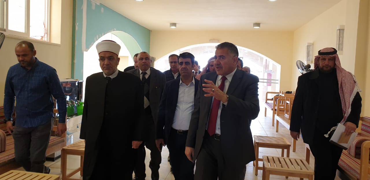 وزير الأوقاف يتفقد مشروع مسجد الشريف  الحسين بن علي - مصور