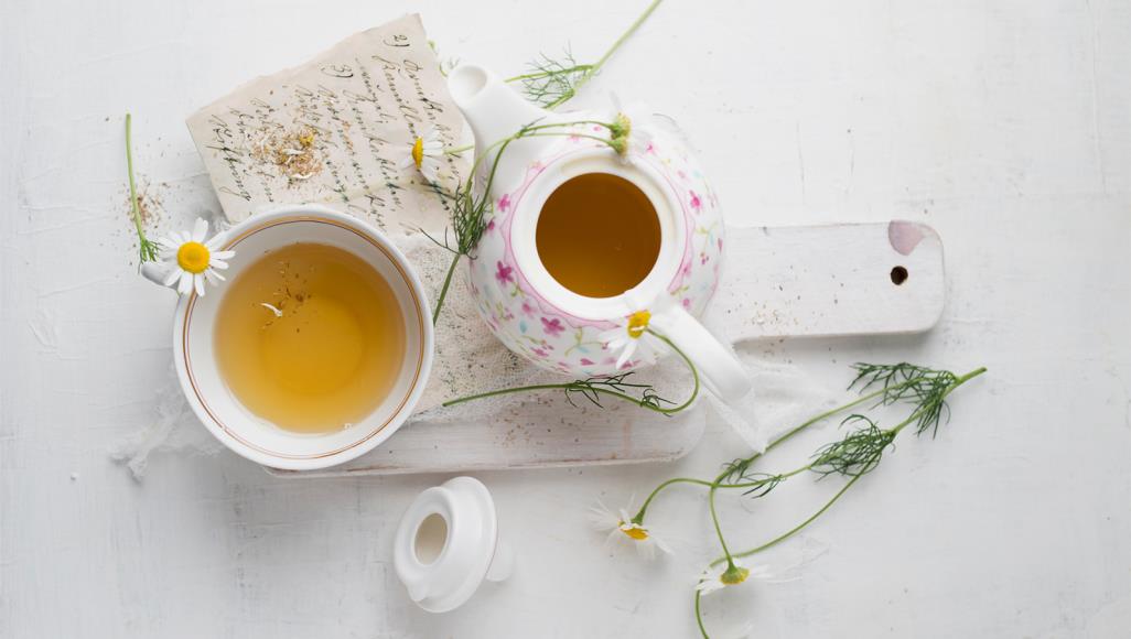 ما الفرق بين الشاي الطبي والعادي؟