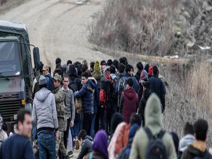 اليونان تمنع دخول مئات المهاجرين على حدودها مع تركيا 