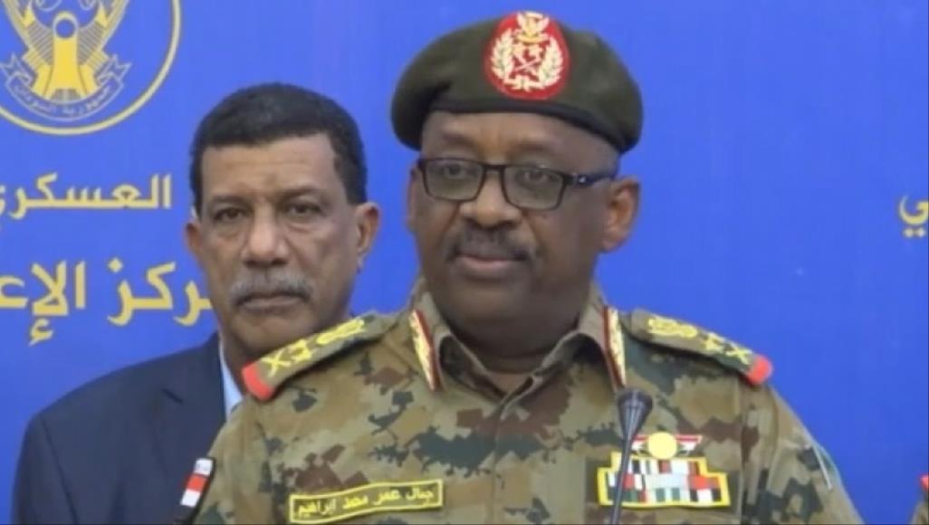 وفاة وزير الدفاع السوداني بأزمة قلبية مفاجئة