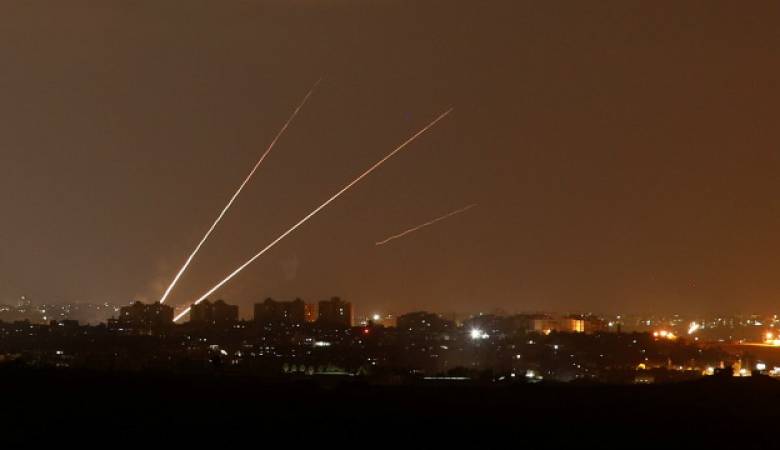 أعلن الناطق بلسان جيش الاحتلال الليلة عن سقوط صاروخ بمنطقة مفتوحة بغلاف غزة بعد إطلاقه من غزة.