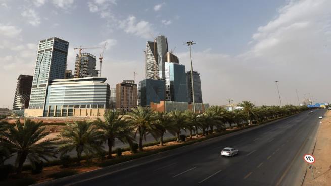 السعودية تقترض 4 مليارات دولار من السوق المحلية