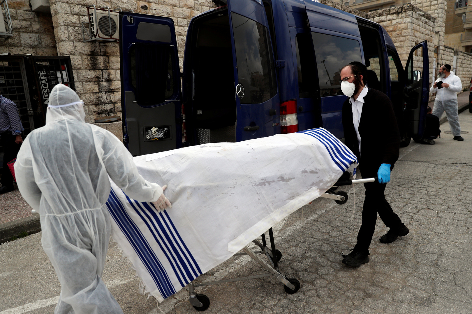 ارتفاع حاد وغير مسبوق لعدد الوفيات والإصابات بكورونا في (إسرائيل)