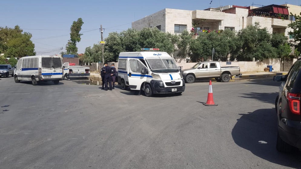 مصدر امني : عزل 55 بناية في في منطقة جاوا بعمّان بعد تسجيل إصابات بكورونا