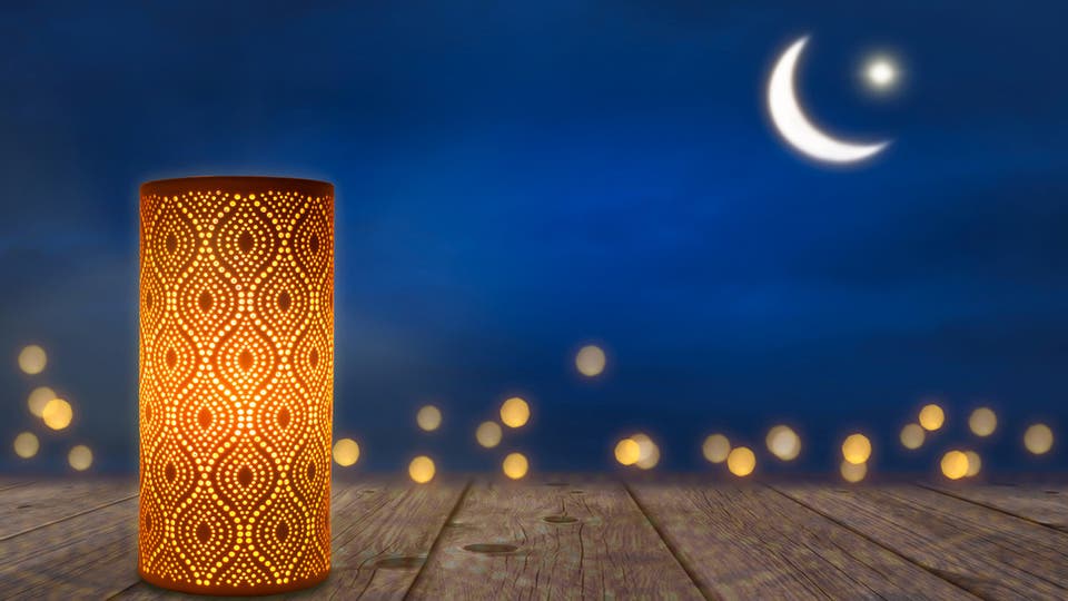 دول تعلن موعد عيد الفطر وأخرى تتحرى الهلال.. أسماء