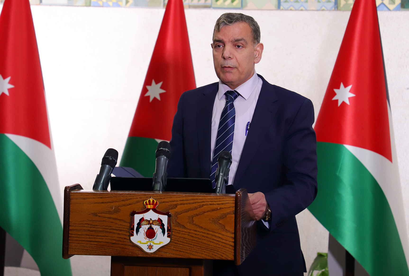 وزير الصحة: تسجيل 4 إصابات بفيروس كورونا اليوم و9 حالات شفاء