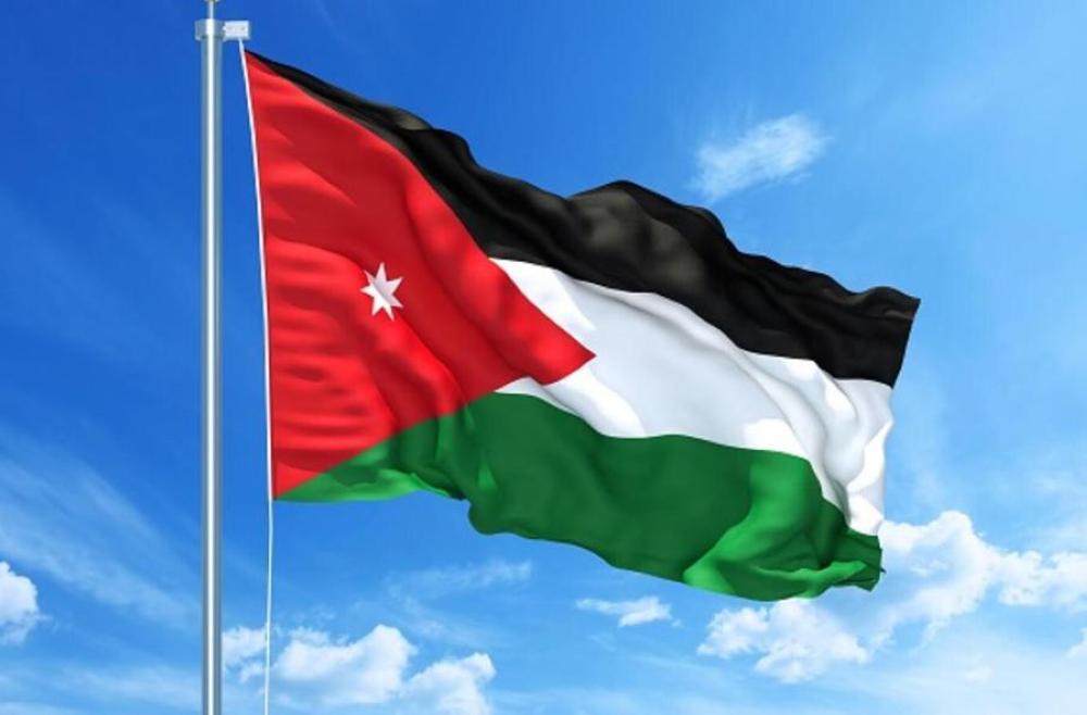 العاصمة عمان تتزين بالعلم الأردني بمناسبة عيد الإستقلال