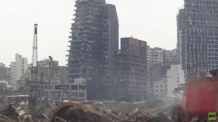 مواصلة عمليات رفع الأنقاض بمرفأ بيروت وعدد الضحايا يصل إلى 154 قتيلا