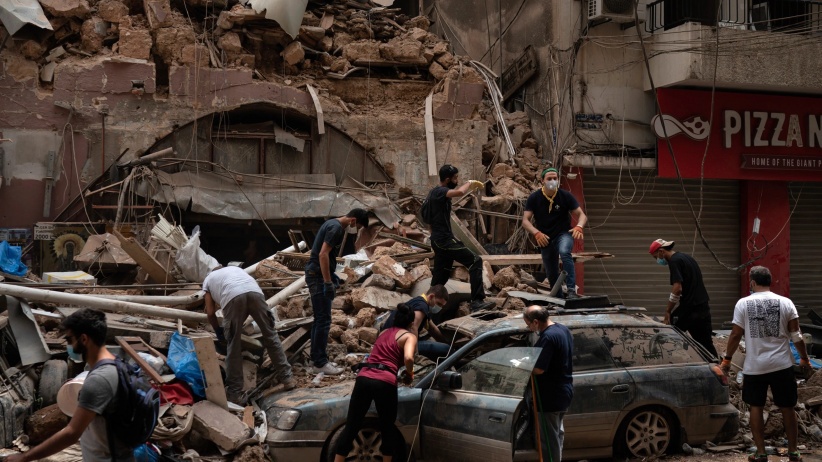ارتفاع عدد ضحايا انفجار مرفأ بيروت إلى 158 قتيلا   