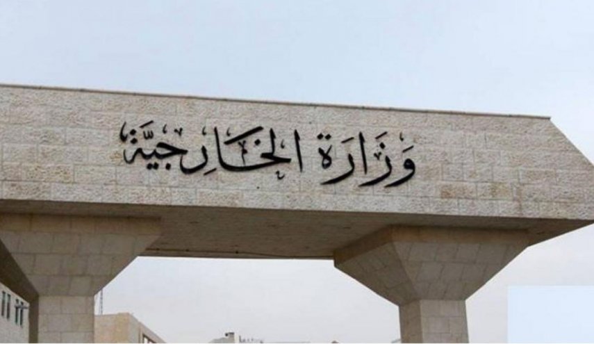 الخارجية: تأمين عودة 70 أردنيا من لبنان الخميس والجمعة