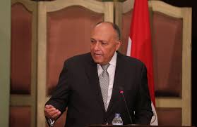 مصر تدعو لبنان للنأي عن مخاطر الصراعات الإقليمية عبر الإسراع بتشكيل الحكومة