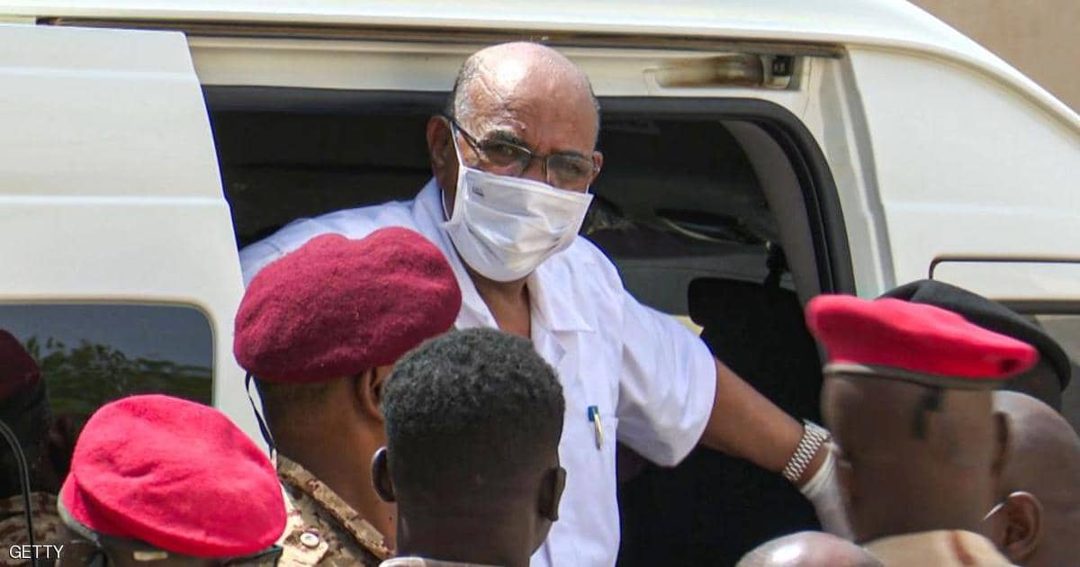 مصير البشير.. السودان يقدم 3 مقترحات للجنائية الدولية