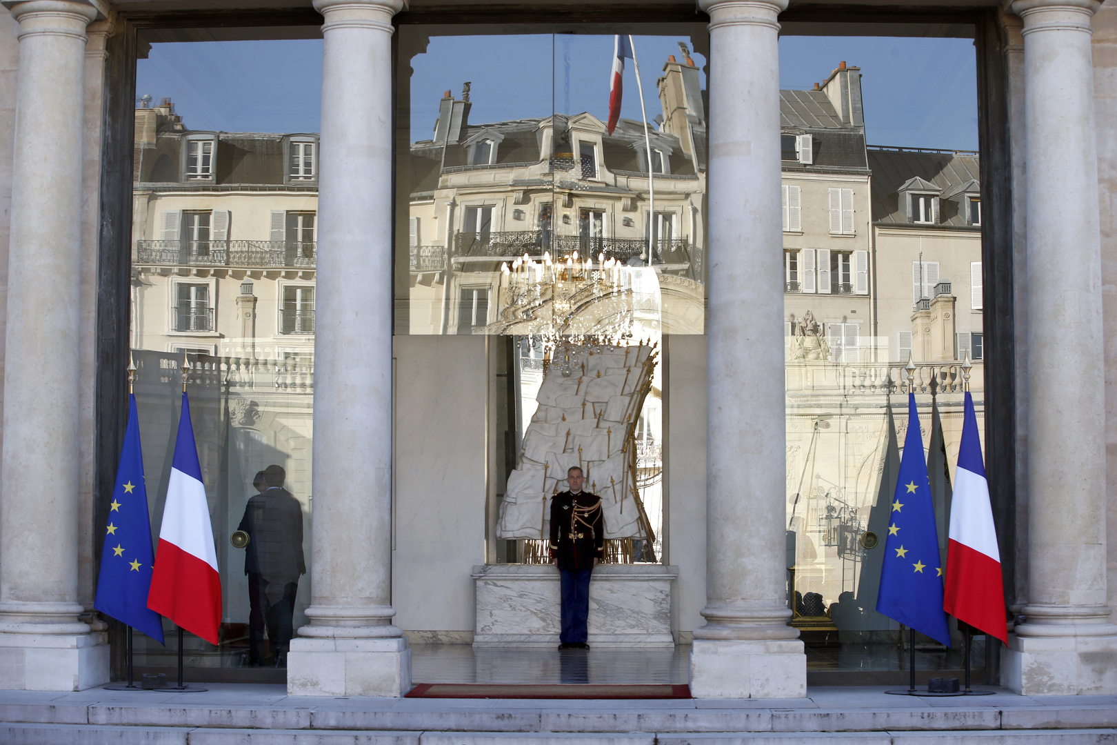 الرئاسة الفرنسية: لم يتم تنفيذ أي من الإجراءات الواردة في خارطة الطريق الفرنسية لمساعدة لبنان