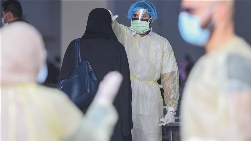 الإمارات: 5 وفيات و1317 إصابة جديدة بكورونا