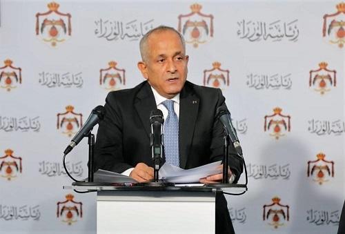 العايد: سيتم الابقاء على الحظر الجزئي   
