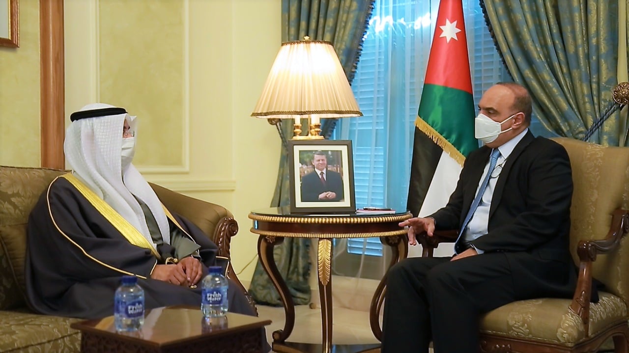 رئيس الوزراء يلتقي أمين عام مجلس التعاون الخليجي      