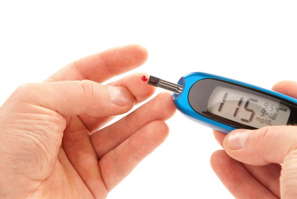 10 علامات تدل على ارتفاع مستويات السكر في الدم
