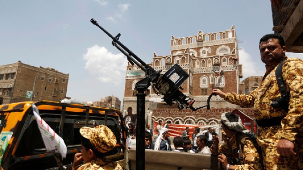 الجيش اليمني و"أنصار الله" يشيعان قتلى مواجهات عنيفة تدور رحاها في مأرب