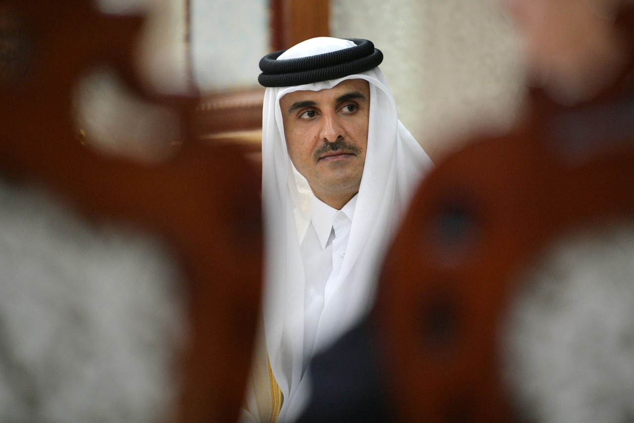 الديوان الأميري: أمير قطر يعلن دعمه السعودية خلال اتصاله مع ولي العهد السعودي
