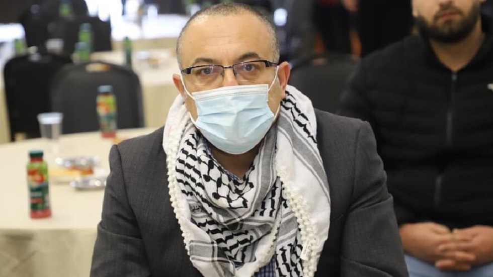 وزير الثقافة الفلسطيني يعلن إصابته بكورونا