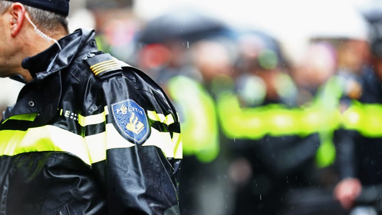 الشرطة الهولندية: انفجار قرب مركز فحص كورونا شمال البلاد