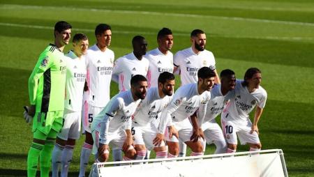 لاعبو ريال مدريد يفاجئون إدارة بيريز بقرار جماعي