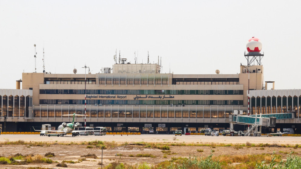 سقوط 3 صواريخ على الأقل قرب مطار بغداد الدولي