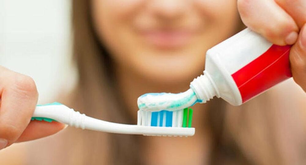 خمس عادات شائعة تؤدي إلى تسوس الأسنان
