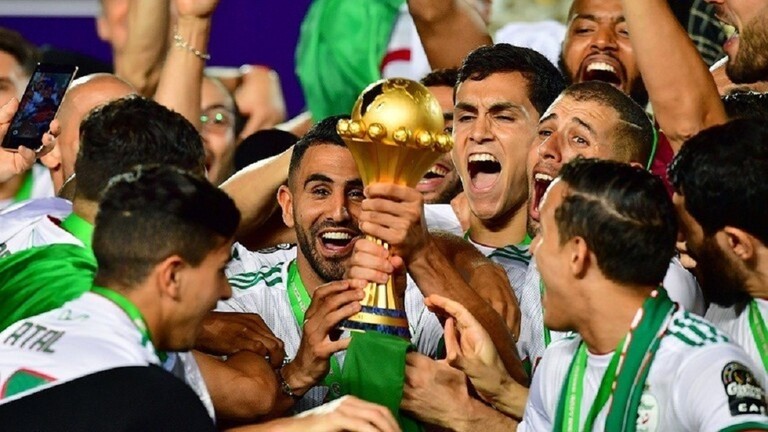 أعلى 10 لاعبين دخلا في صفوف المنتخب الجزائري