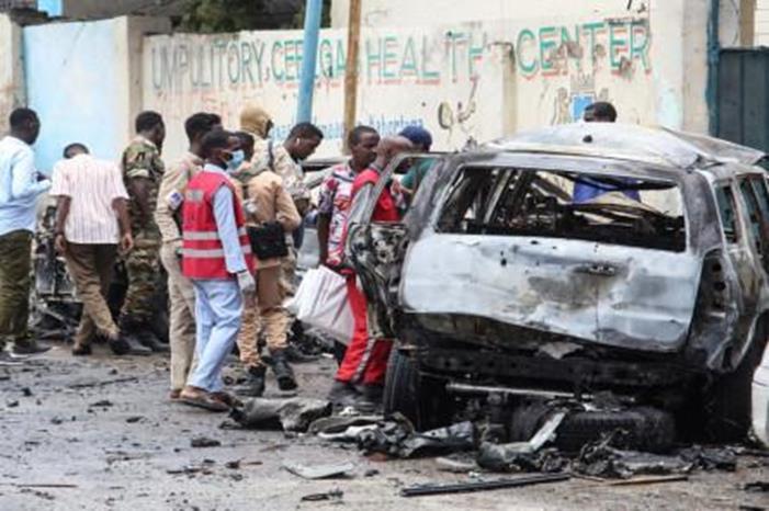 مصرع 8 أشخاص بهجوم بسيارة مفخخة قرب القصر الرئاسي الصومالي