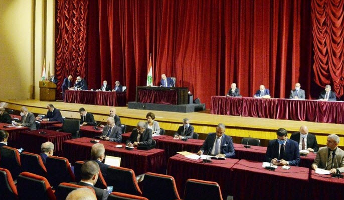 البرلمان اللبناني يقر إجراء الانتخابات التشريعية في 27 آذار