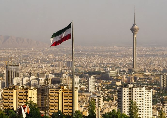إيران تستدعي القائم بالأعمال السويسري لنقل احتجاج ضد التدخل الأمريكي